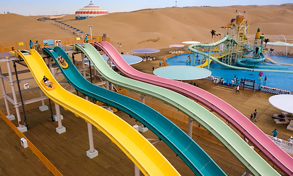 水上乐园设施有很多好玩的水上游乐项目