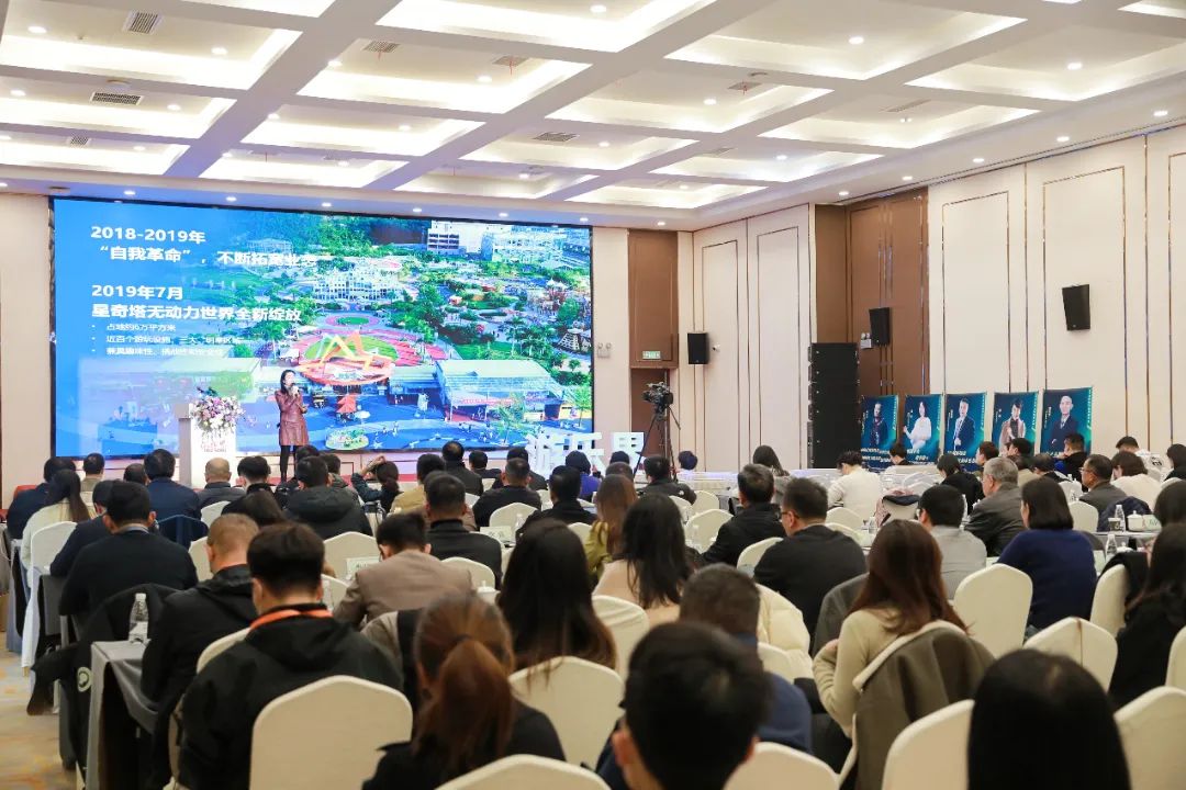 金冠荣耀，见证卓越！jinnianhui今年会游乐斩获两项重量级大奖