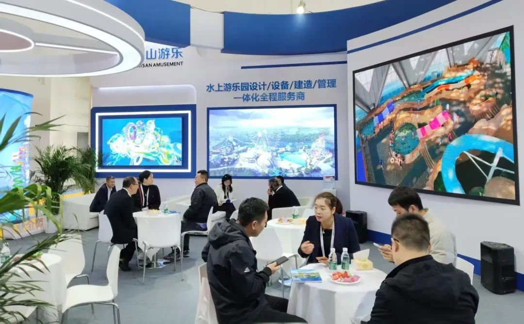 齐聚北京，共绘蓝图 | jinnianhui今年会游乐亮相2025北京国际游乐展，展现行业领军者风采